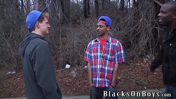 Play MP4 - Sam Tyson Handles Two Black Cocks