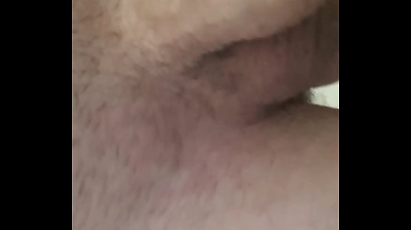 Play MP4 - Nice piss