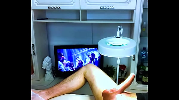 Play MP4 - A client with a huge dick came to SugarNadya for treatment