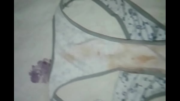 Play MP4 - panty de cu&ntilde;adita 18 a&ntilde;os