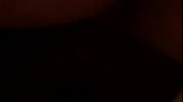 Isabella Holloway Peeing