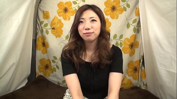 お一人様ラーメン女子を店内ナンパ！ラーメンの写真ばっかりsnsにあげてるような始末に負えない食テロ女子。麺が伸びる前にサクッと声かけ車内に連れ込む！お金もらえるならと流れに身を任せるあんなさん。見た目よし、感度よし、締まりよし thumbnail