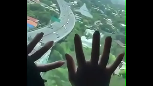 Đidu lịch cùngchị họ