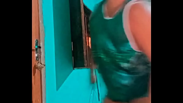 Nonton Baixinha Muito Gostosa Rebolando thumbnail