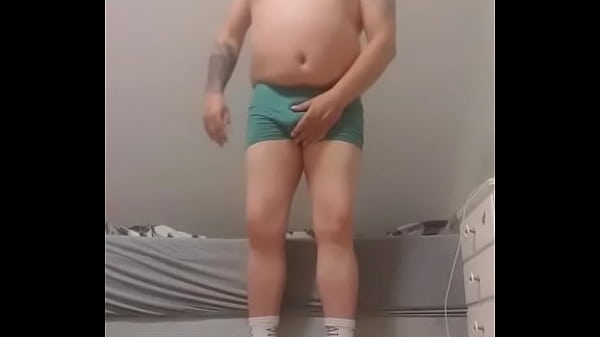 A little stripp videodown tomy socks