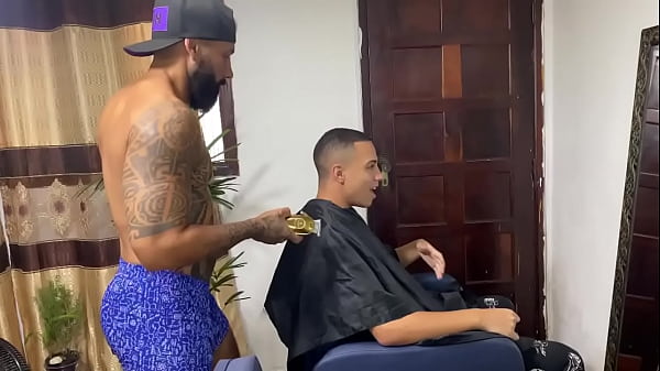 Play MP4 - Experimentando o Pau do Barbeiro