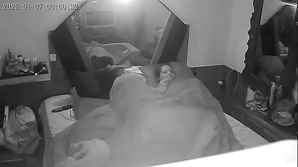 Unica transa do_BBB 22 !!! Mandando ver embaixo do edredom