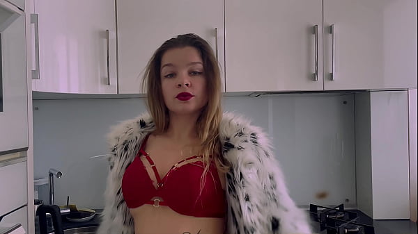 Goddess renata fox in furs the fine line between madness and genius 