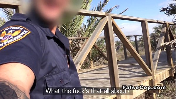 Fake cop_gets deep throaton the_beach