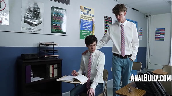 Nerdy Twink Gets Ass Fucked After Finishing My Homework