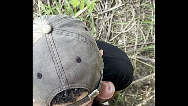 Botei o garoto pra mamar na trilha 
