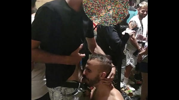 Play MP4 - Gay Pride Night Madrid 2021