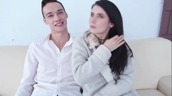 Nonton Stranger Plows Nicol Black's Holes Right In Front Of Her Cuckold Dtw3402 thumbnail