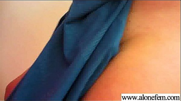 Sex Crazy Things Used By Naughty Alone Girl (linda lay) movie-11 