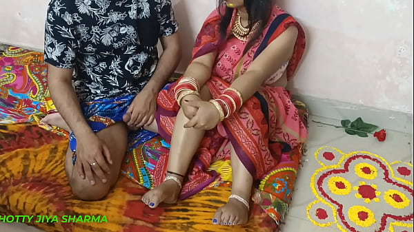 Play MP4 - XXX जिया ने Covid-19 में किराया माफ करवाने के लिए अपने मकान मालिक से खूब चुत मरवाई &excl;