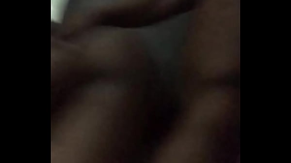 EAA94E63-CA63-491D-B8A0-AB144C94FEA1.MOV 