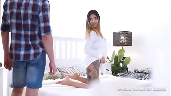 Roxy_Lips Cute Teen Takes a Creampie