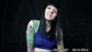 Femdom Workout Punishment Day 4 - Crunches thumbnail