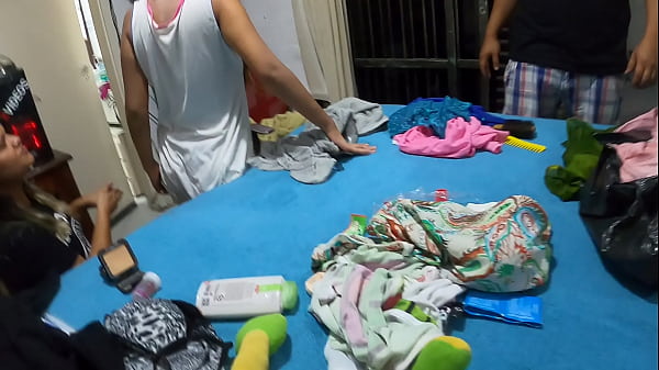 Play MP4 - arrumei minha amiguinha para fazer seu primeiro programa &period;