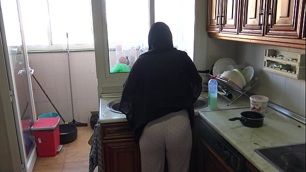 Play MP4 - perverted german fucks his muslim maid and cums inside her