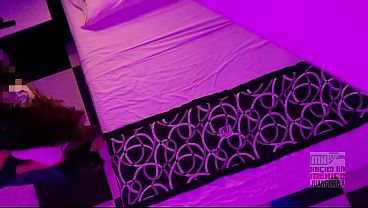 Nonton C&aacute;mara Oculta En La Lampara Del Motel: Esposa T&iacute;mida La Da Pena Que La Graben Como Hace Cornudo A Su Marido 1 thumbnail