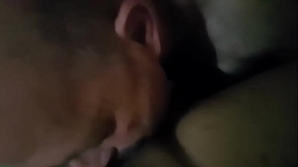 t she is getting a blow job 