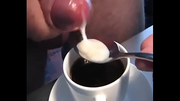 Play MP4 - Haciendo un cafe cortado