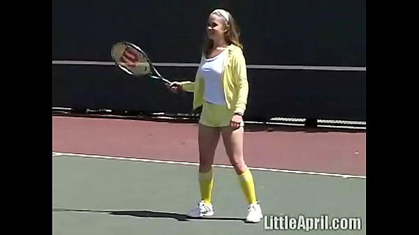 Teen Little April masturbates outdoors_after tennis