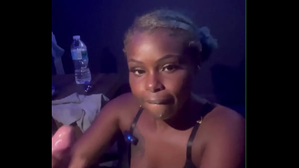 Play MP4 - Sloppy Blowjob by Queenko