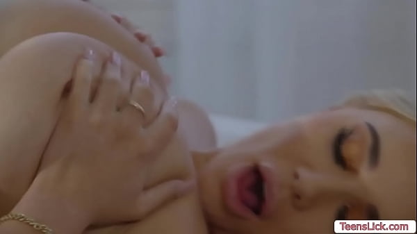 Big ass masseuse_licks her busty client