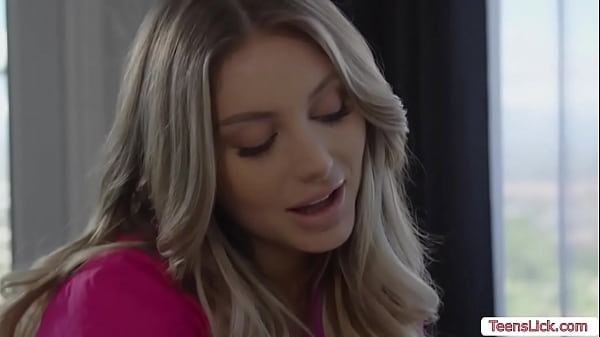 Big ass masseuse_licks her busty_client