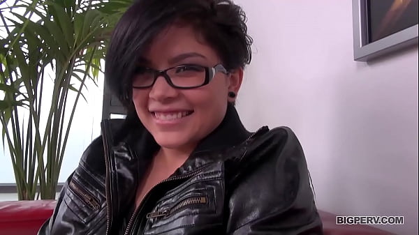 Play MP4 - 4 Eyed Asian Teen Kami Lee Licks Her Juicy Fingers After Masturbating&excl;