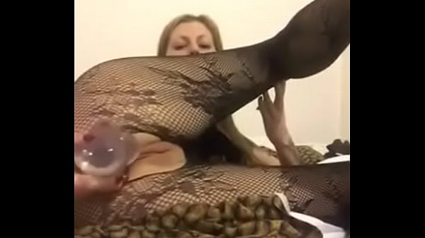 Play MP4 - Mira c&oacute;mo me masturbo