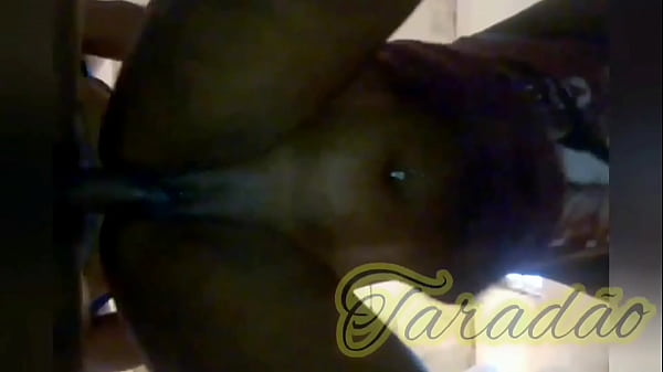 Play MP4 - Preta do cu guloso