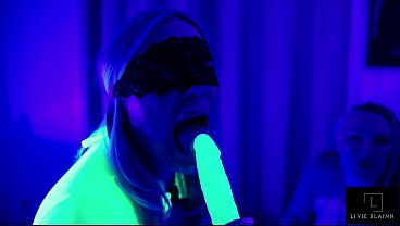 Livieblainn, Katie Kampbell And Flight Attendant Fiona Light Up thumbnail