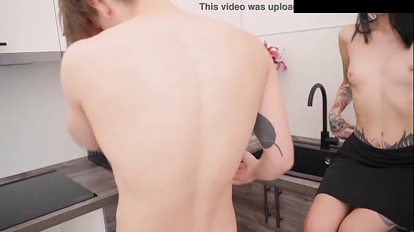 threesome bang wife's friend 