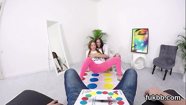 Flirty teenie masturbates_slit and_gets licked and_rode in_pov