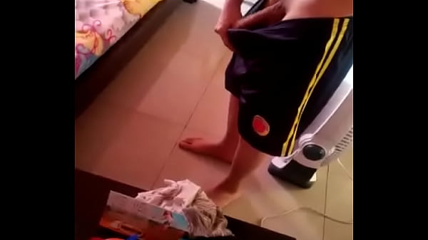 Play MP4 - Mostrando mi polla