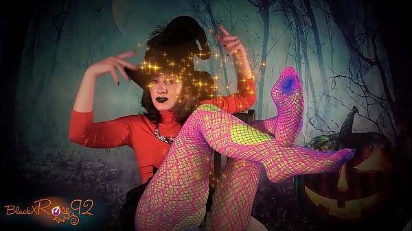The Woopsie Witch's Foot Transformation Halloween Fishnet Feet Growth Role Play Special Effects thumbnail
