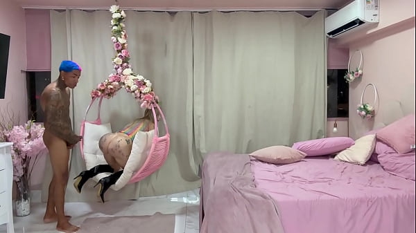 Caiu Na Comendo A Loira Gostosa Na Rede Na Balan&ccedil;a. Bastidores thumbnail