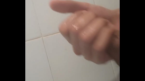 Batendo uma com meu pau pequeno mole