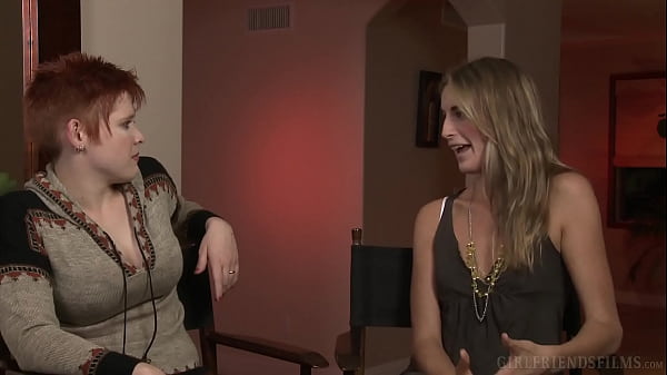 Sexual Tensions Arise Between Lily Cade And Kara Price thumbnail