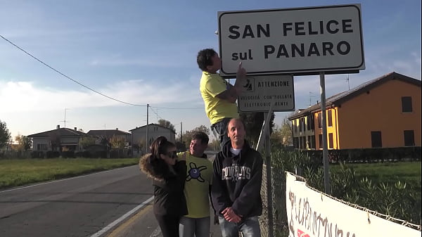 I m_Happy inthe Sandwich