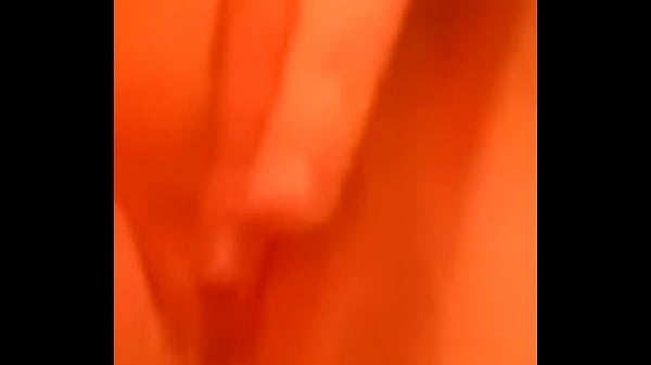 teen brianna fingers wetpussy