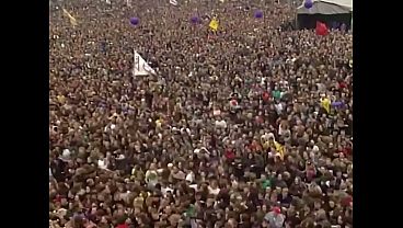 &eacute; um show em 1996 que ocorreu no festival pinkpop 