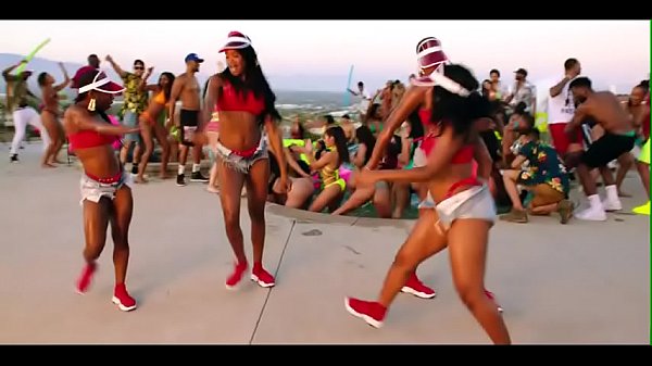 Too tan bitches twerking 