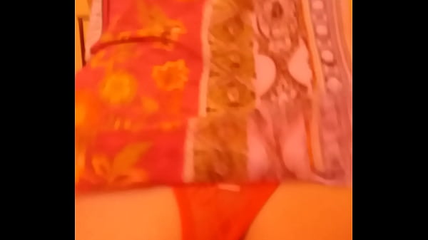 Namorada gostosa sentando na rola 