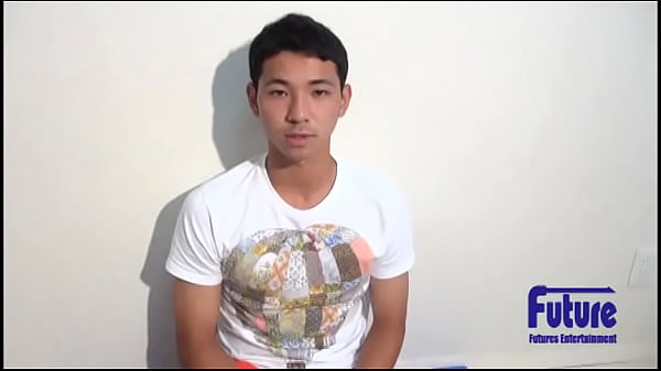 小顔で真面目そう&hellip;現役部員の20才アスリートをガチナン！部活帰り買い物中のところをキャッチ！口数の少ないおとなしい彼&hellip;時間をかけて落とします。服 thumbnail