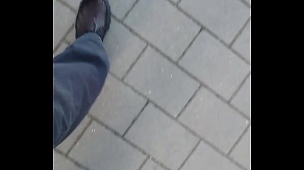 Meine besonderen schuhe beim einkaufen 