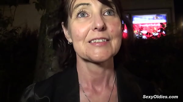 Play MP4 - Amateur granny sucks and fucks big cock